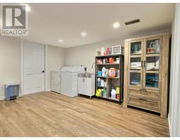 23 YORK CRESCENT - 27