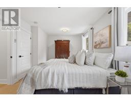21 AGINCOURT PLACE - 20