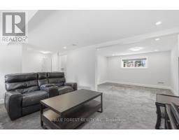 21 AGINCOURT PLACE - 30