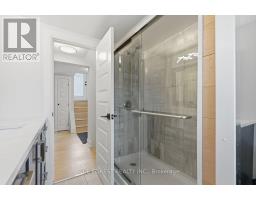 21 AGINCOURT PLACE - 33