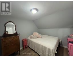 177 FURNIVAL ROAD - 11