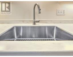 17 - 515 PROUDFOOT LANE - 18