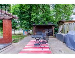 1721 MOFFATT AVENUE - 10