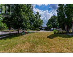 1721 MOFFATT AVENUE - 13