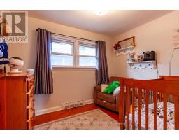 1721 MOFFATT AVENUE - 32