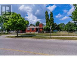 1721 MOFFATT AVENUE - 5