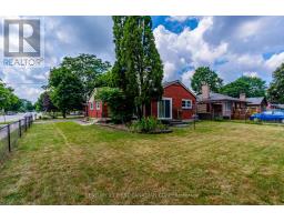1721 MOFFATT AVENUE - 6
