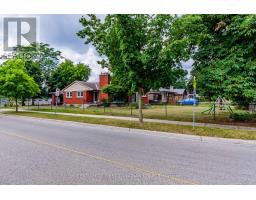 1721 MOFFATT AVENUE - 7