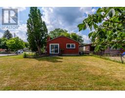 1721 MOFFATT AVENUE - 8