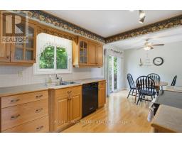 5 WARREN CRESCENT - 13