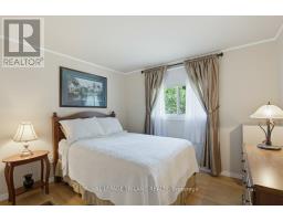 5 WARREN CRESCENT - 18