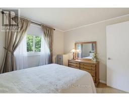 5 WARREN CRESCENT - 19