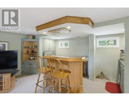 5 WARREN CRESCENT - 25