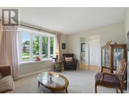 5 WARREN CRESCENT - 6