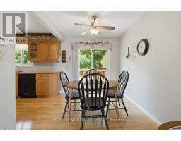 5 WARREN CRESCENT - 7