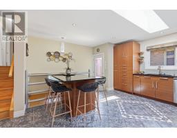 66 ASHLEY CRESCENT - 19