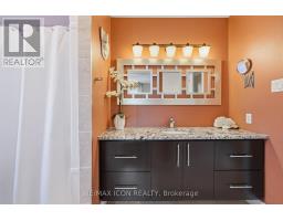 66 ASHLEY CRESCENT - 29