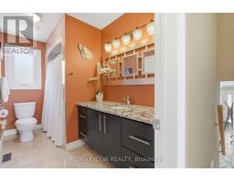 66 ASHLEY CRESCENT - 30