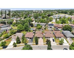 66 ASHLEY CRESCENT - 45