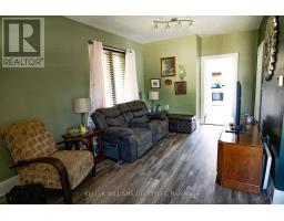 93 HOMAN STREET - 3