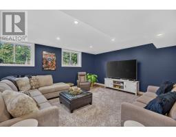 920 CRUMLIN SIDE ROAD - 34