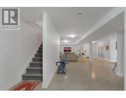 10 - 19 HILLSIDE DRIVE E - 14