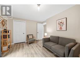 103 CLARA CRESCENT - 15