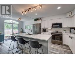 15 SCHREYER DRIVE - 15