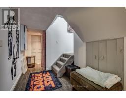15 SCHREYER DRIVE - 33