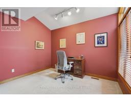 315 AMBLESIDE DRIVE - 24