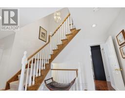 315 AMBLESIDE DRIVE - 25