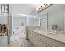 315 AMBLESIDE DRIVE - 32