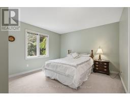 315 AMBLESIDE DRIVE - 37