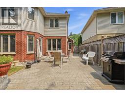 315 AMBLESIDE DRIVE - 41