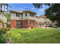 315 AMBLESIDE DRIVE - 44