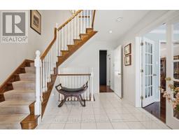 315 AMBLESIDE DRIVE - 8