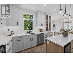 39 BUTTERNUT GROVE - 16