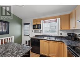 128 CRIMSON CRESCENT - 19