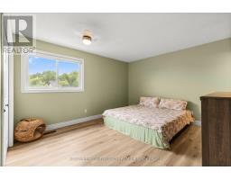 95 GERALD CRESCENT - 18