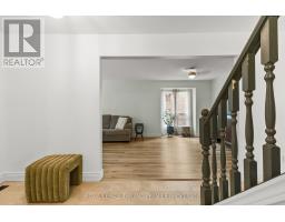 95 GERALD CRESCENT - 4