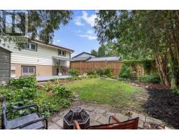 27 VILLENEUVE CRESCENT - 41