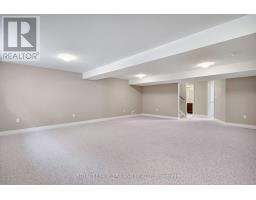 35 CASSIE CRESCENT - 33