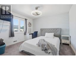60 EDGEVALLEY ROAD - 31