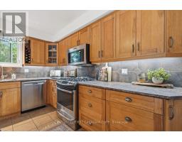 46 SKI VALLEY CRESCENT - 11