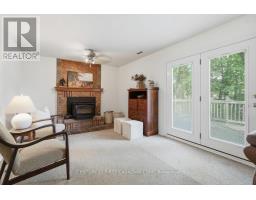 46 SKI VALLEY CRESCENT - 15