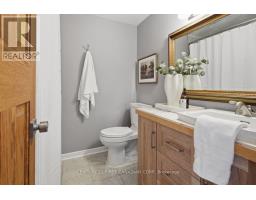 46 SKI VALLEY CRESCENT - 26