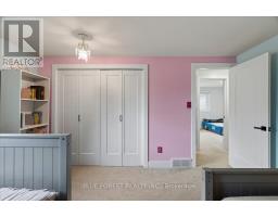 1885 ALDERSBROOK ROAD - 21