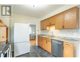 256 TWEEDSMUIR AVENUE - 7