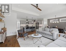 541 BENNETT CRESCENT - 11