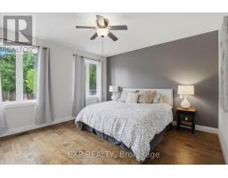 541 BENNETT CRESCENT - 17